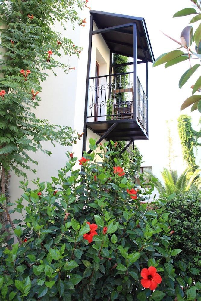 בודרום Paloma Hotel מראה חיצוני תמונה
